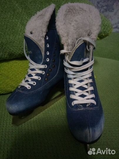 Коньки фигурные для девочки