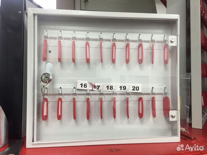 Ключница Настенная Металлическая 20 ключей