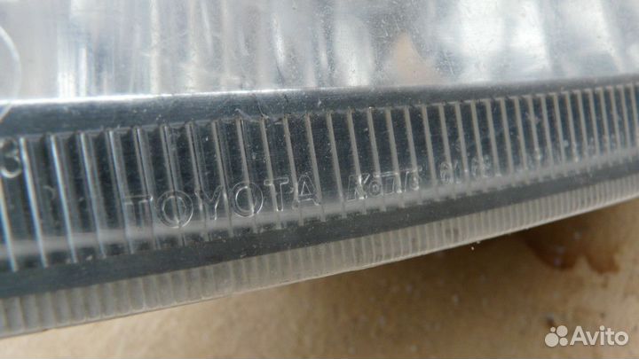 Тойота ланд крузер100 противотуманка левая