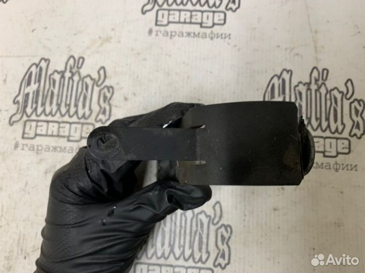 Кронштейн крепления защиты двигателя и АКПП