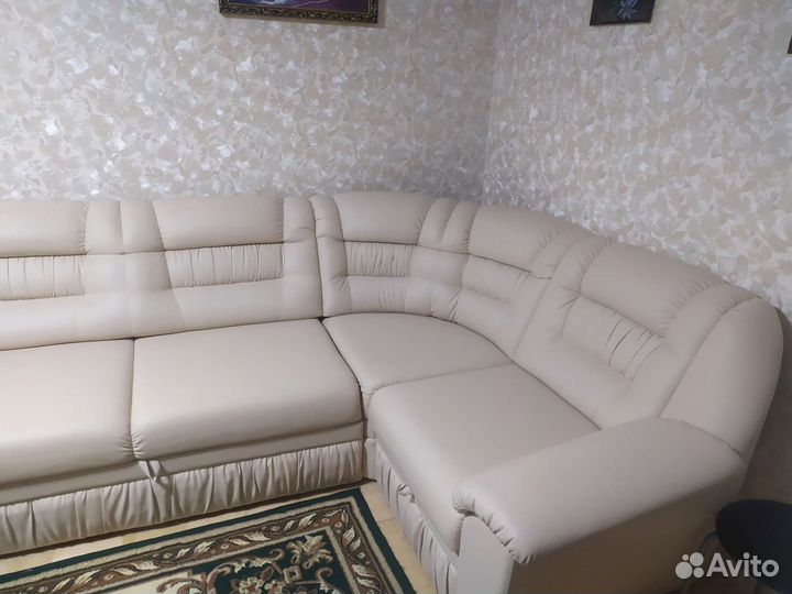 Угловой диван