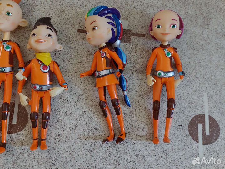 Алиса знает что делать игрушки