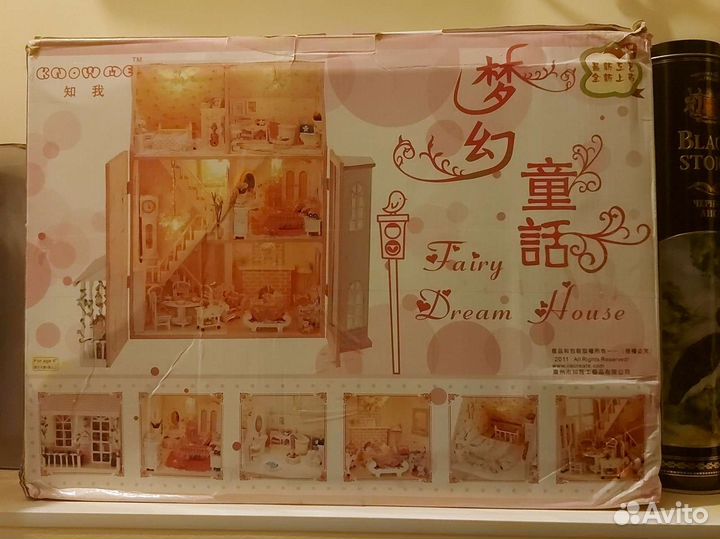 Кукольный домик с мебелью
