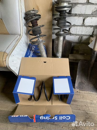 Пружина передняя е39