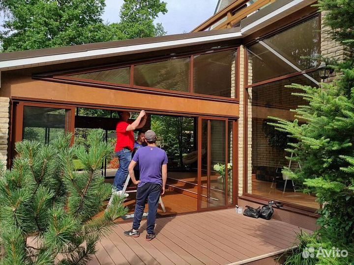 Окно в коттедж