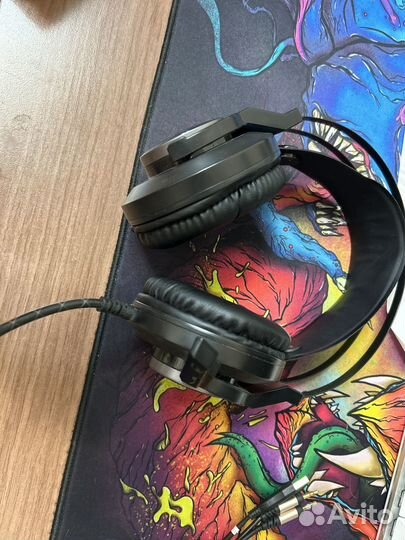 Игровые наушники с микрофоном