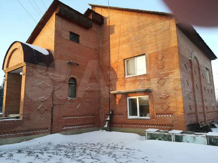 Дом 206 м² на участке 16 сот.