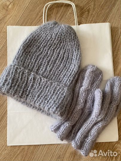 Шапка женская вязаная ручная работа