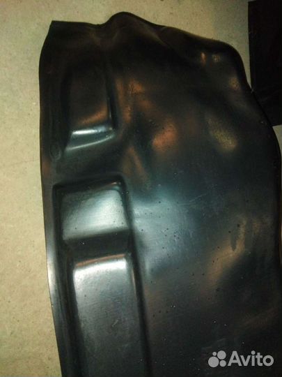 Пара передних подкрылок ленд крузер 100