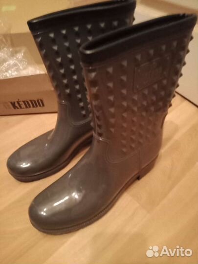 Резиновые сапоги