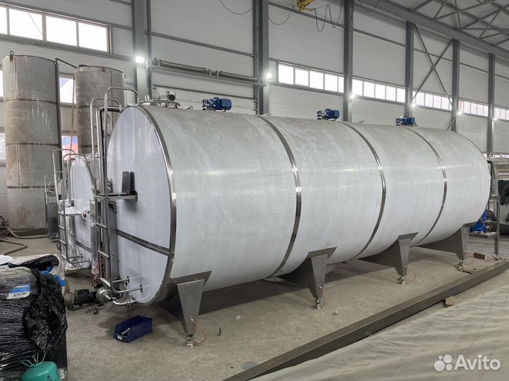 Охладитель молока 10000л