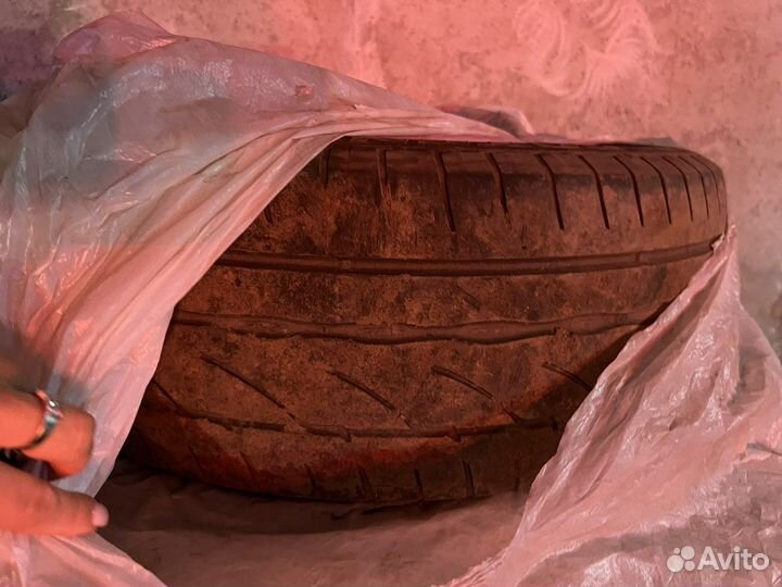 Bridgestone Potenza RE002 Adrenalin 225/55 R17