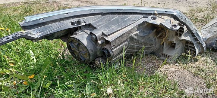 Фара KIA RIO III