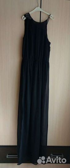 Платье Zara 44