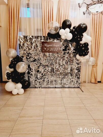 Фотозона из живых пайеток