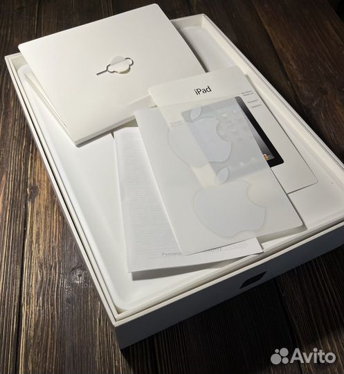 Коробки от девайсов apple