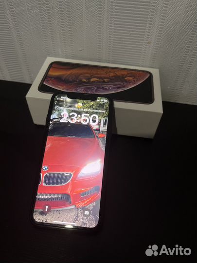iPhone Xs, 64 ГБ