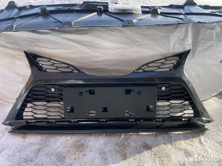 Решетка радиатора Camry 70