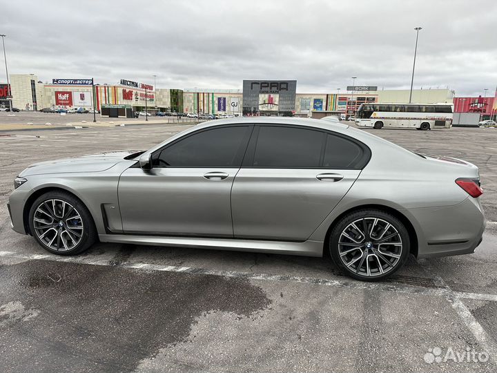 BMW 7 серия 3.0 AT, 2020, битый, 30 100 км