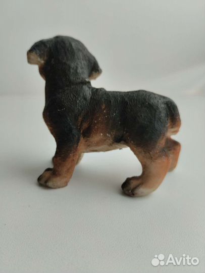 Статуэтка собака 