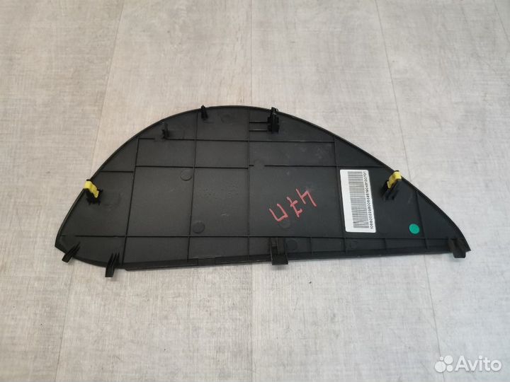 Накладка на торпедо правая Geely Emgrand Ec7 1.5