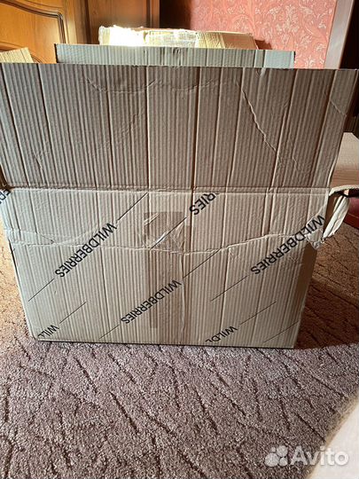 Вещи коробкой