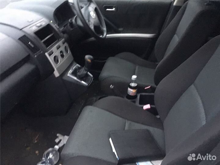 Разбор на запчасти Toyota Corolla Verso