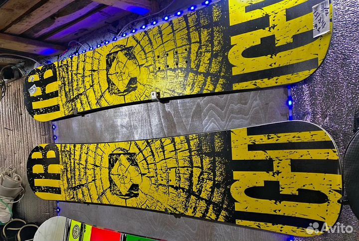 Сноуборд 163 см новый