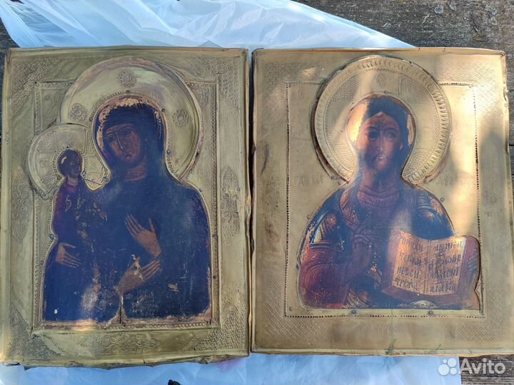 Старинные иконы в окладе