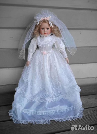 Кукла фарфоровая коллекционная большая