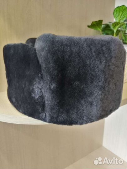 Новая меховая шапка - ушанка, для военнослужащих