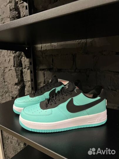 Nike Air Force 1 low x Tiffany premium