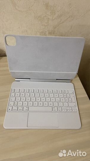 Apple magic keyboard iPad 11