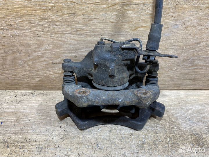 Суппорт передний левый lucas VW Passat B5 S47