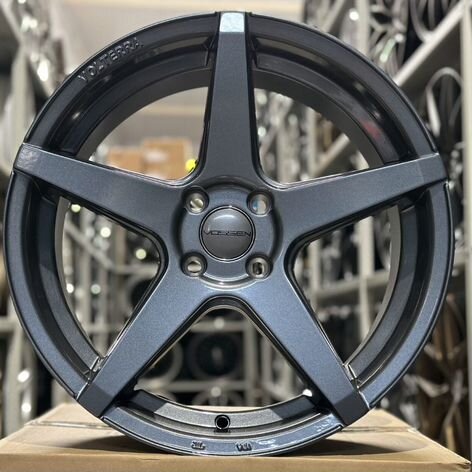 Литые диски Vossen VPS-303 7.5×R17 4×100