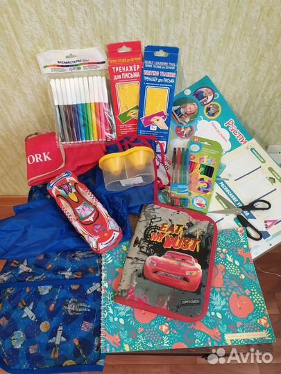 Набор первоклассника школьный, портфель