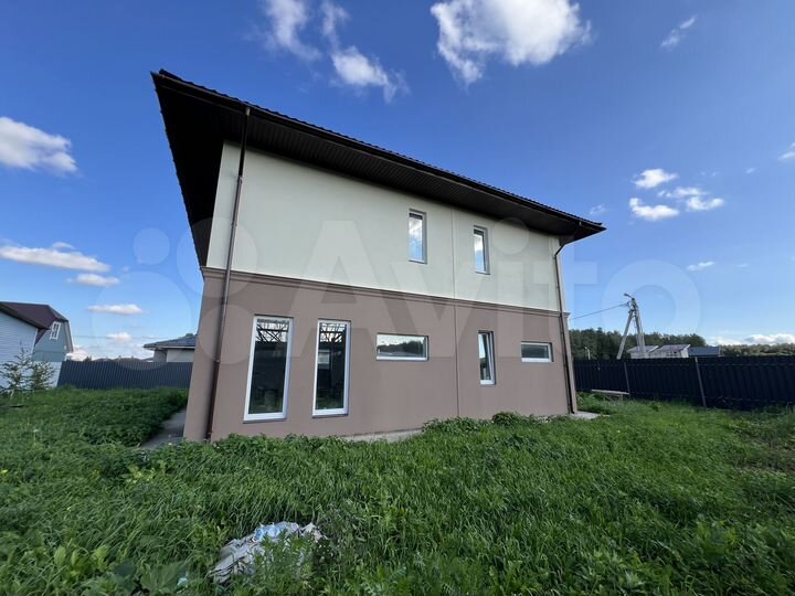 Дом 192 м² на участке 8,4 сот.