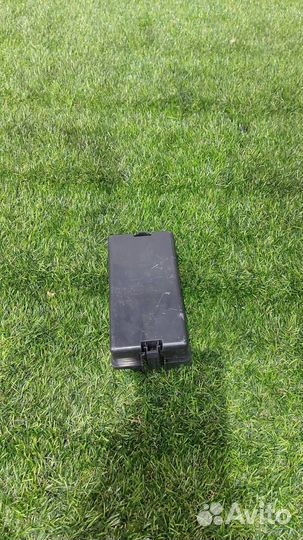 Крышка блока предохранителей Chevrolet Equinox