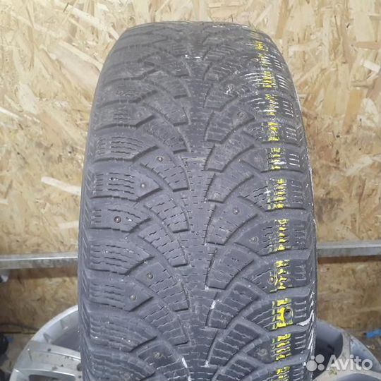 Nokian Tyres Hakkapeliitta SUV 235/60 R18