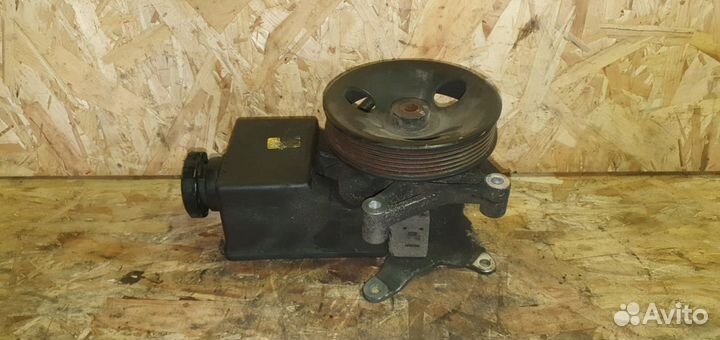 Насос гидроусилителя SSang Yong Kyron D20DT