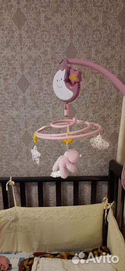 Мобиль в детскую кровать