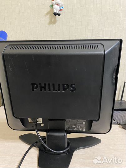 Монитор Philips