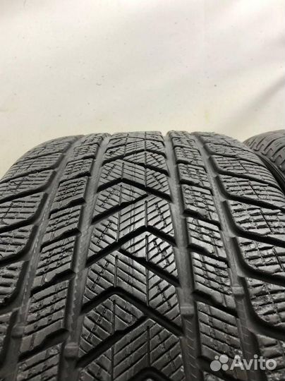 Pirelli Scorpion Winter 275/40 R21 104P