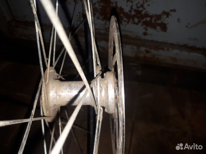 Переднее колесо на базе обода Weinmann X1d Alloy