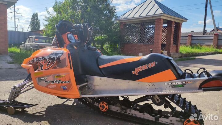 Снегоход Arctic cat Crossfire 800