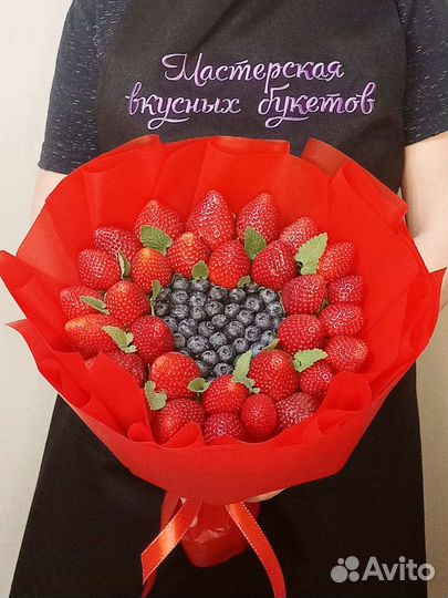 Ягодный букет сердце