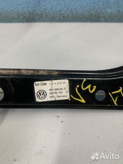 VW Polo стеклоподъемник задний левый 6RU839461E