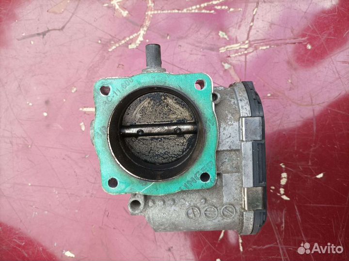 Дроссельная заслонка 06A133062C