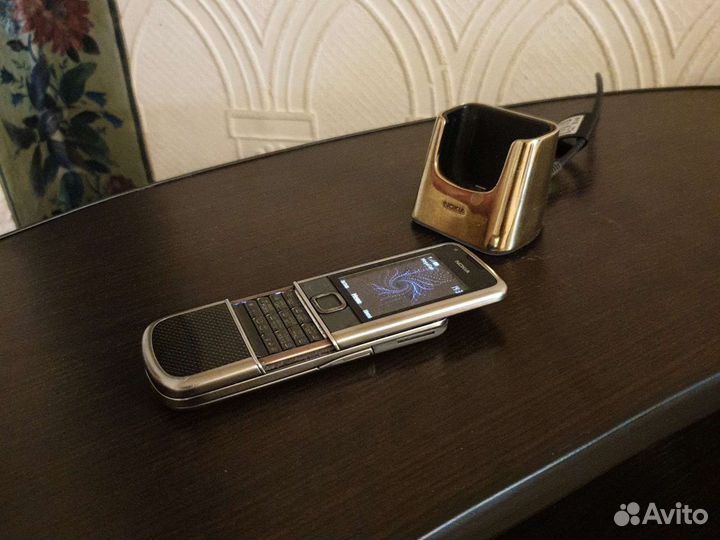 Телефон Nokia 8800