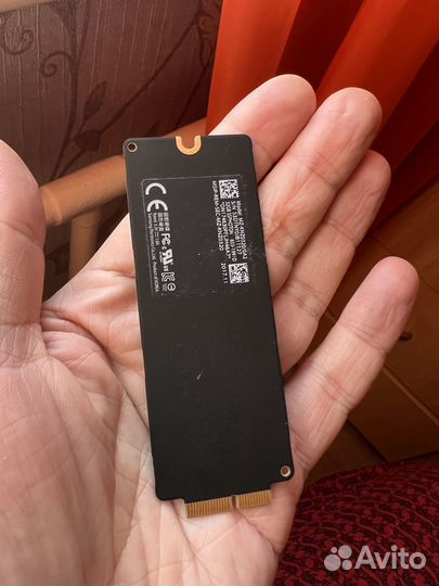 Жесткий диск ssd